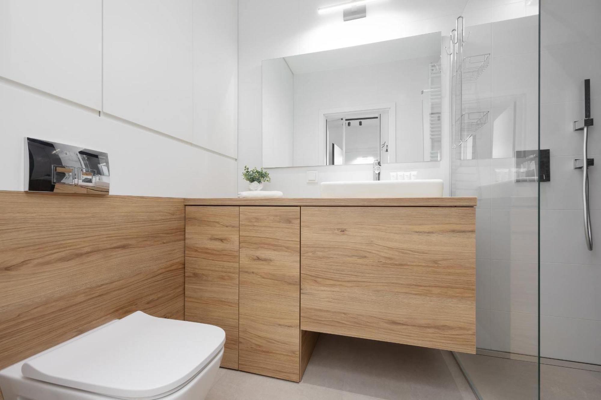 Industrial With Parking Wola By Renters Apartament